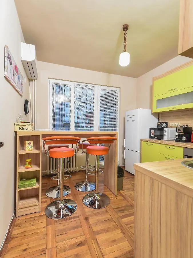 Vintage Spot - Colorful One-Bedroom Apartment By Flat Mаnager Sofie 0*,  Bulharsko